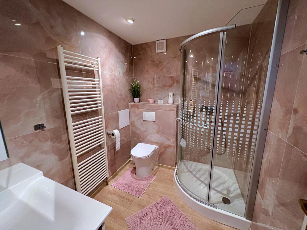 Apartman Stara Sasova Banská Bystrica Esterno foto